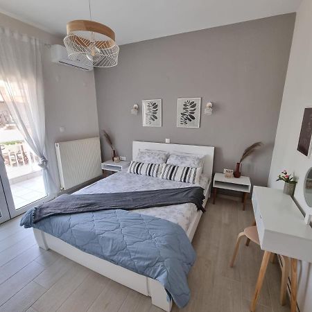 Our Home-Fully Renovated Apartments And Studios By The Sea Никити Экстерьер фото