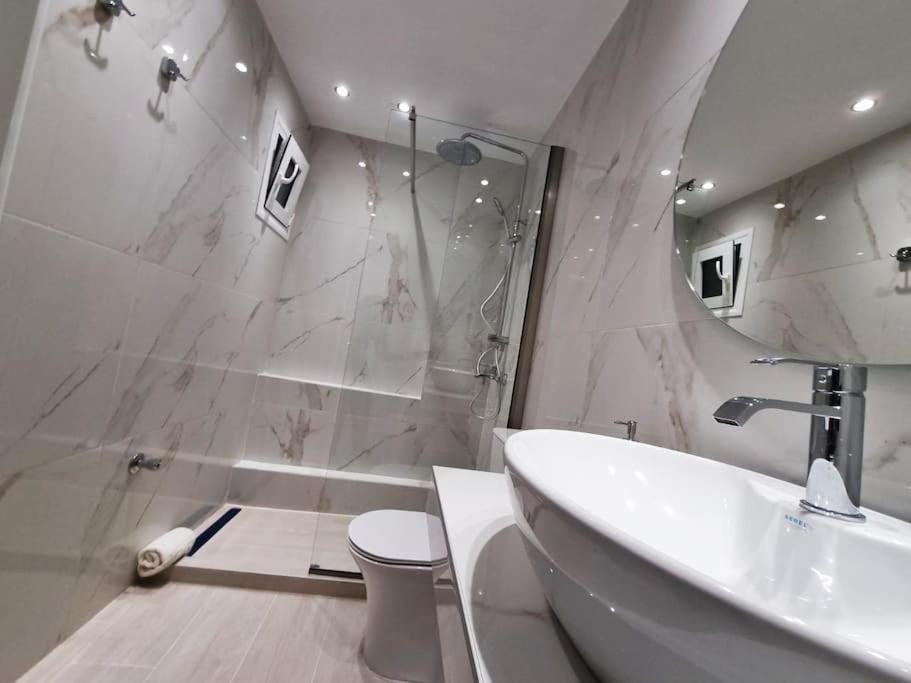Our Home-Fully Renovated Apartments And Studios By The Sea Никити Экстерьер фото