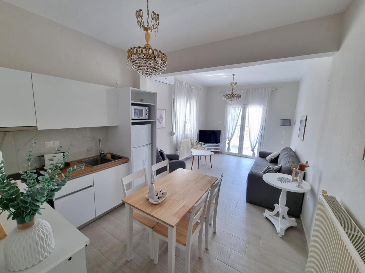 Our Home-Fully Renovated Apartments And Studios By The Sea Никити Экстерьер фото
